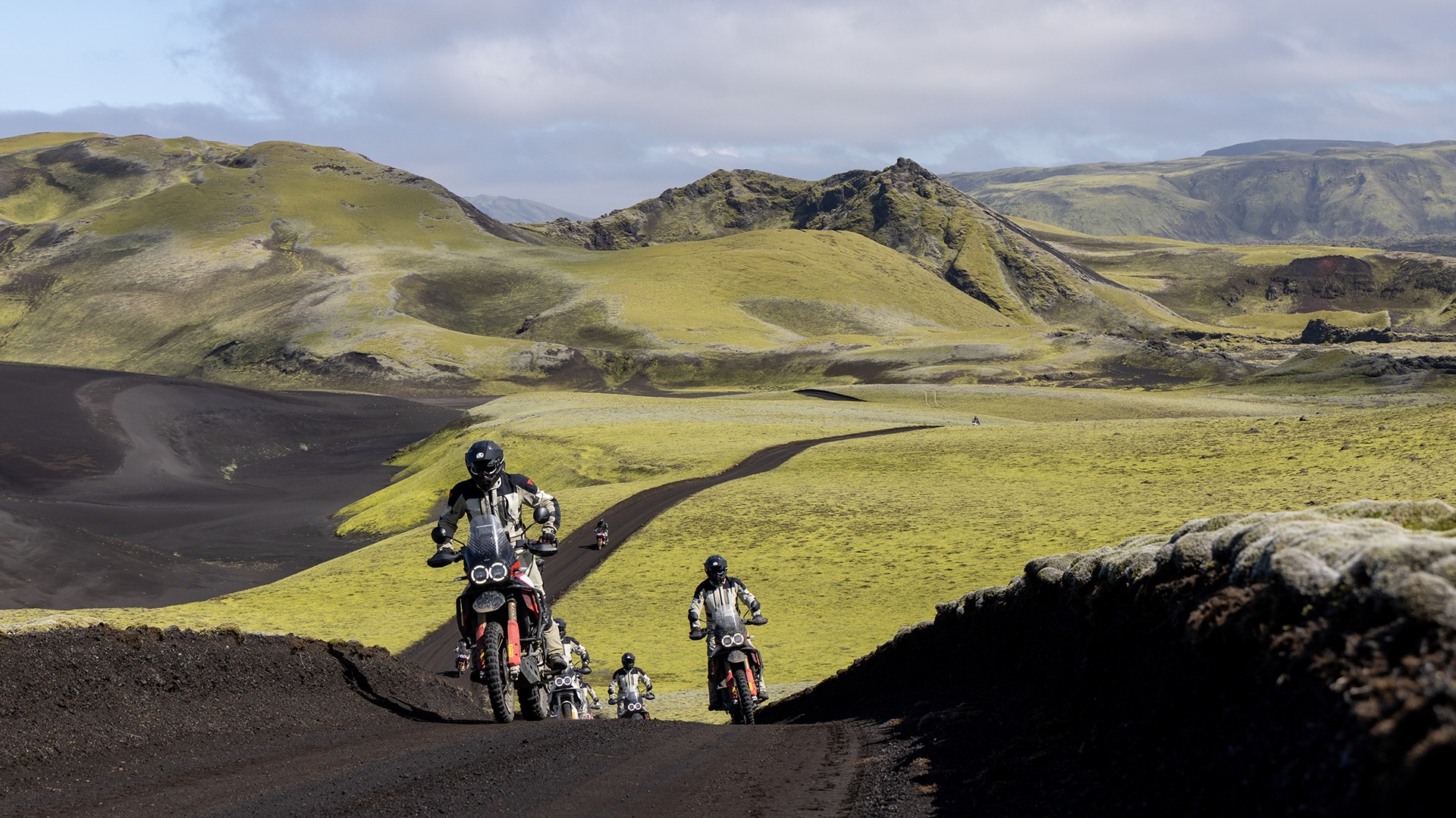 Ducati lance ses Expedition Masters 2026 : voyages trails clés en main - Aventure