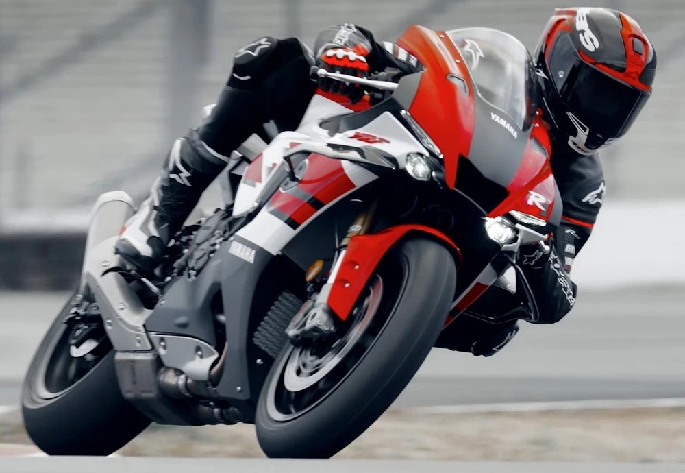 Yamaha 1000 R1 SP 70th Anniversary