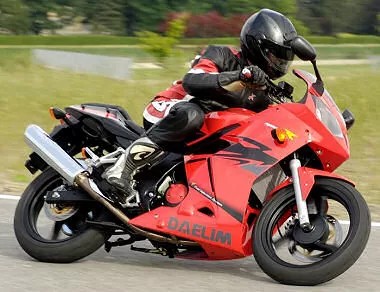 Daelim 125 ROADSPORT R