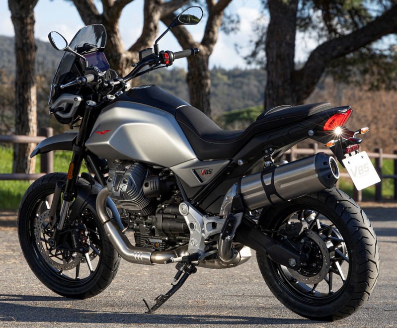 Moto Guzzi V 85 Strada