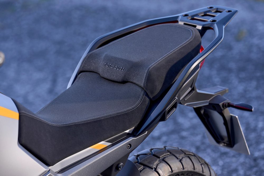 Moto Guzzi 1000 Stelvio