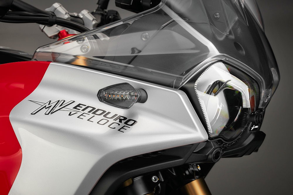 MV Agusta 950 Enduro Veloce